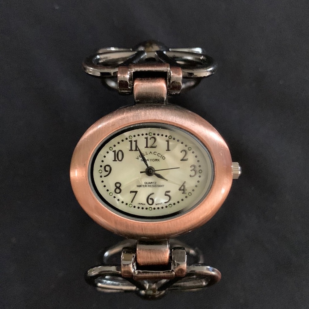 Fashion Jewelry-Cuff Bracelet Watch EUC